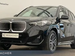 Schwarz Neu 2025 BMW iX1 M Sport SUV | 54.495 € (Fairer Preis)