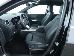 Schwarz / kosmosschwarz Gebraucht 2023 Mercedes GLA250 Progressive SUV | 44.765 € (Fairer Preis)