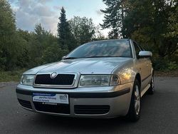 Silber Gebraucht 2003 Skoda Octavia Kombi | 2.799 € (Fairer Preis)