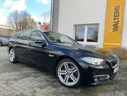 Black sapphire metallic Gebraucht 2016 BMW 530 Luxury Line Kombi | 26.885 € (Guter Preis)