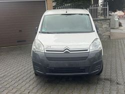 Weiß Gebraucht 2017 Citroën Berlingo Business Class Van / Kleinbus | 5.450 € (Superpreis)