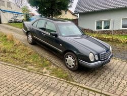 Schwarz Gebraucht 1996 Mercedes E320 Limousine | 4.444 € (Superpreis)