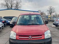 Rot Gebraucht 2006 Citroën Berlingo Van / Kleinbus | 2.200 € (Fairer Preis)