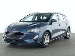 Blau Gebraucht 2020 Ford Focus Kombi | 15.500 € (Guter Preis)