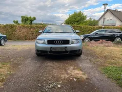 Blau Gebraucht 2001 Audi A4 Sport Limousine | 2.000 € (Guter Preis)