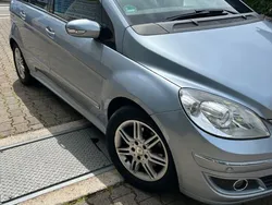 Silber Gebraucht 2006 Mercedes B200 Van / Kleinbus | 4.000 € (Fairer Preis)