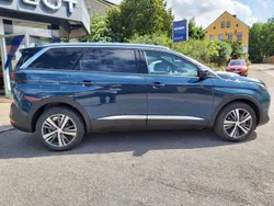 Lackierung blau celebes Gebraucht 2023 Peugeot 5008 Allure Van / Kleinbus | 31.500 € (Fairer Preis)