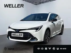 Weiss Neu 2025 Toyota Corolla Kombi | 33.880 €