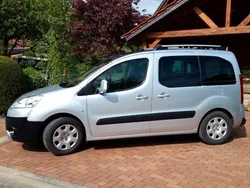 Silber Gebraucht 2009 Peugeot Partner Tepee Family Van / Kleinbus | 4.400 € (Fairer Preis)