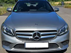 Grau Gebraucht 2018 Mercedes C220 Avantgarde Kombi | 21.900 € (Fairer Preis)