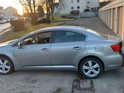 Silber Gebraucht 2012 Toyota Avensis Limousine | 8.000 € (Fairer Preis)