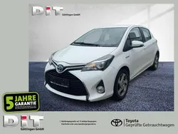 Schneeweiß Gebraucht 2017 Toyota Yaris Edition-S Kleinwagen | 10.990 € (Guter Preis)