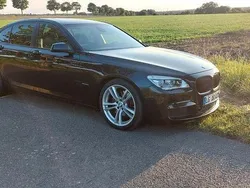 Schwarz Gebraucht 2010 BMW 740 Shadowline Limousine | 19.999 €