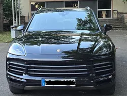 Schwarz Gebraucht 2018 Porsche Cayenne SUV | 52.600 € (Fairer Preis)