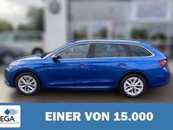 Blau metallic Gebraucht 2023 Skoda Octavia Style Kombi | 31.850 € (Teuer)