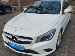 Weiß Gebraucht 2016 Mercedes CLA220 Limousine | 14.990 € (Guter Preis)