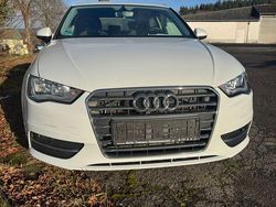 Weiß Gebraucht 2015 Audi A3 Ambiente Limousine | 9.500 € (Guter Preis)