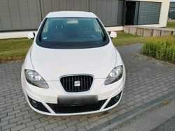 Weiß Gebraucht 2010 Seat Altea Van / Kleinbus | 3.800 € (Fairer Preis)