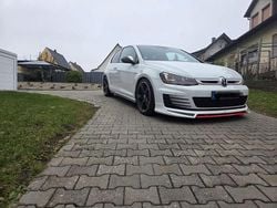 Schwarz Gebraucht 2014 VW Golf VII GTI Limousine | 22.999 €