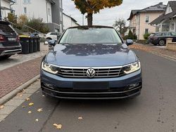 Blau Gebraucht 2016 VW Passat R-line Limousine | 16.900 € (Etwas zu teuer)