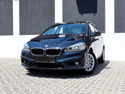 Blau Gebraucht 2015 BMW 218 Active Tourer Basis Van / Kleinbus | 9.900 € (Fairer Preis)