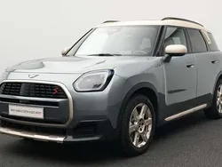 Grün Gebraucht 2024 Mini Countryman Favoured SUV | 42.132 € (Superpreis)