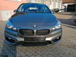 Gold Gebraucht 2017 BMW 220 Active Tourer Luxury Line Van / Kleinbus | 15.900 € (Fairer Preis)