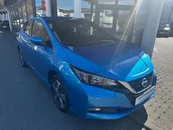 Blau Gebraucht 2021 Nissan Leaf Acenta Kleinwagen | 17.950 € (Etwas zu teuer)