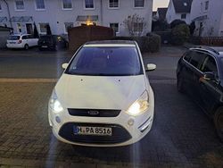 Gebraucht 2011 Ford S-MAX Titanium Van / Kleinbus | 9.000 € (Teuer)