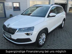 Weiß Gebraucht 2018 Skoda Karoq Ambition SUV | 17.700 € (Fairer Preis)