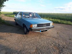 Blau Gebraucht 1977 Audi 100 Limousine | 4.900 €