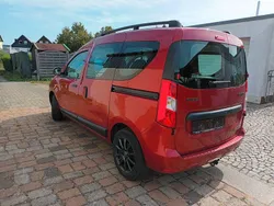 Rot Gebraucht 2019 Dacia Dokker Comfort Van | 11.900 € (Fairer Preis)