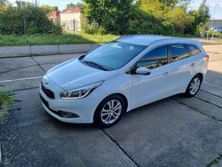 Weiß Gebraucht 2014 Kia Ceed Kombi | 4.250 € (Guter Preis)