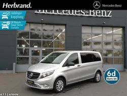 Silber Gebraucht 2023 Mercedes Vito Edition Van / Kleinbus | 40.750 € (Teuer)