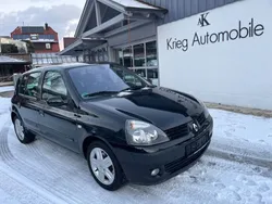 Schwarz Gebraucht 2005 Renault Clio II Dynamique Limousine | 5.190 € (Teuer)