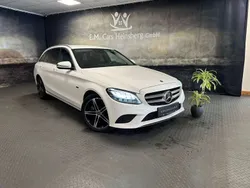 Polarweiss unilack Gebraucht 2021 Mercedes C300e Business Kombi | 26.500 € (Fairer Preis)