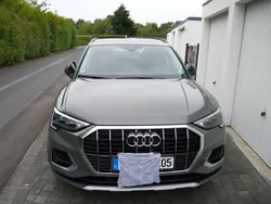 Grau Gebraucht 2021 Audi Q3 SUV | 27.000 €