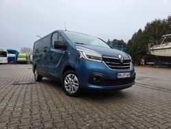 Blau Gebraucht 2020 Renault Trafic Van / Kleinbus | 18.499 € (Teuer)