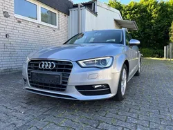 Silber Gebraucht 2016 Audi A3 Sportback Ambition Limousine | 15.200 € (Guter Preis)