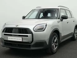 Grau Gebraucht 2024 Mini Countryman Classic SUV | 29.756 € (Fairer Preis)