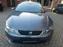 Grau Gebraucht 2014 Seat Leon Style Limousine | 9.700 € (Guter Preis)
