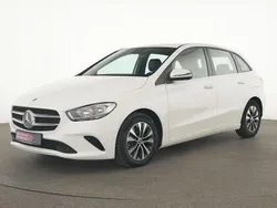 Weiß Gebraucht 2021 Mercedes B180 Business Van / Kleinbus | 23.769 € (Guter Preis)