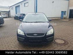 Blau Gebraucht 2006 Ford Focus Fun X Kombi | 2.590 € (Fairer Preis)