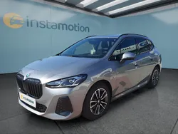 Grau Gebraucht 2023 BMW 218 Active Tourer Van / Kleinbus | 30.699 € (Fairer Preis)
