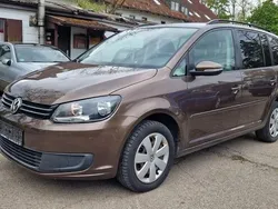 Braun Gebraucht 2011 VW Touran Comfortline Van / Kleinbus | 5.999 € (Guter Preis)