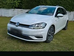Weiß Gebraucht 2019 VW Golf VII Kombi | 8.000 € (Superpreis)