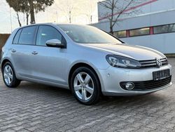 Silber Gebraucht 2011 VW Golf VI Limousine | 5.200 € (Guter Preis)