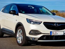 Weiß Gebraucht 2018 Opel Grandland X Innovation SUV | 18.300 € (Fairer Preis)