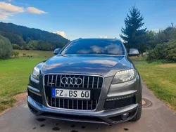 Grau Gebraucht 2011 Audi Q7 Sport SUV | 19.900 € (Fairer Preis)