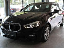Schwarz ii Gebraucht 2021 BMW 118 Sport Line Kleinwagen | 19.690 € (Fairer Preis)